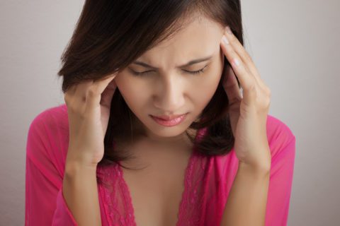 Women headache 480x320 - Hormone Therapy for Women
